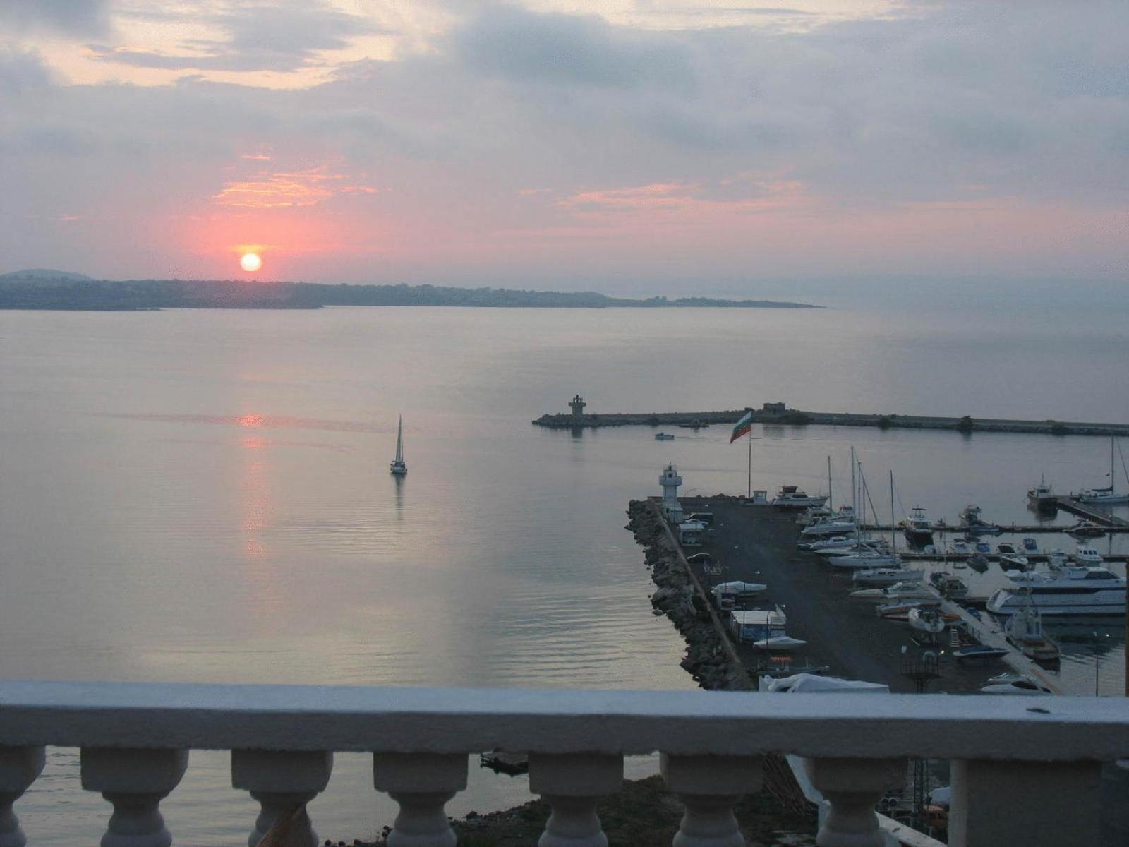 Orion Guest House Sozopol Luaran gambar